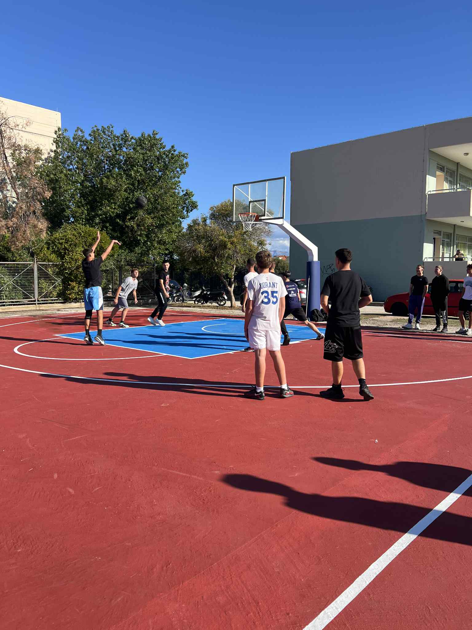 95b0e0f6 de98 4aad 8c56 c7116d1e4fad